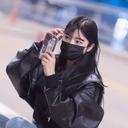 윰